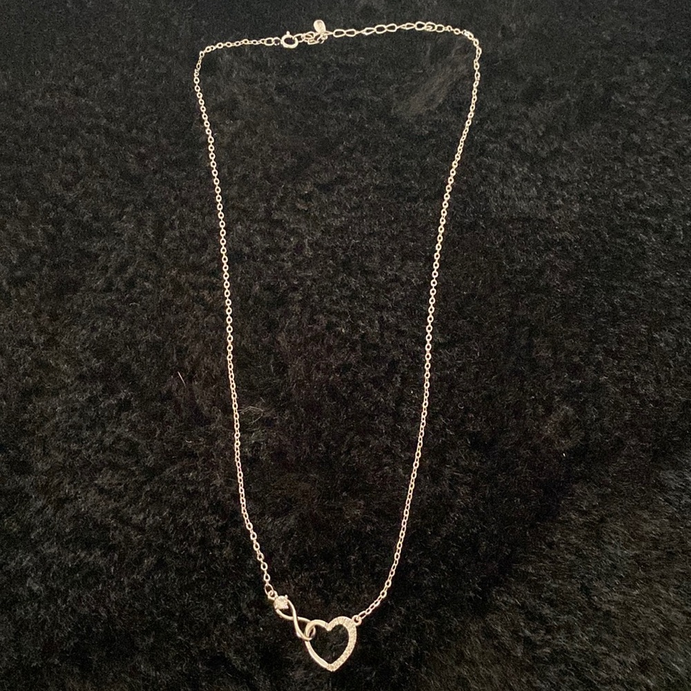 New Sterling silver 925 necklace